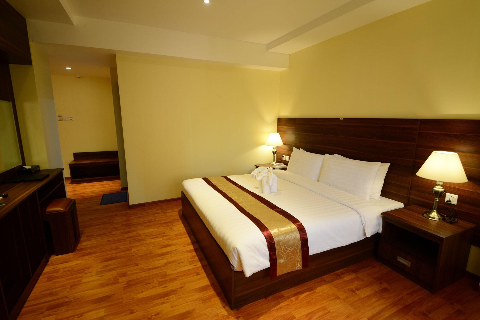 Silver Green Hotel Янгон Экстерьер фото