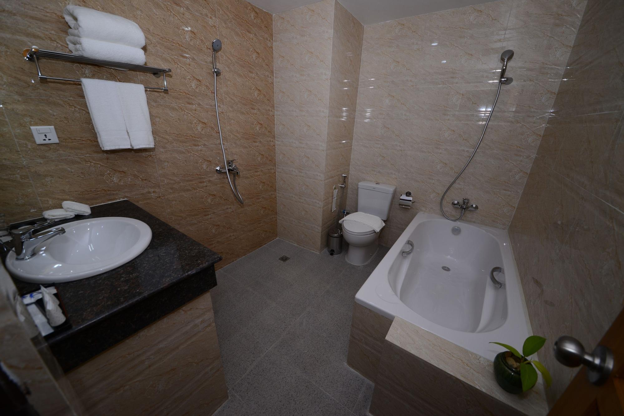 Silver Green Hotel Янгон Экстерьер фото