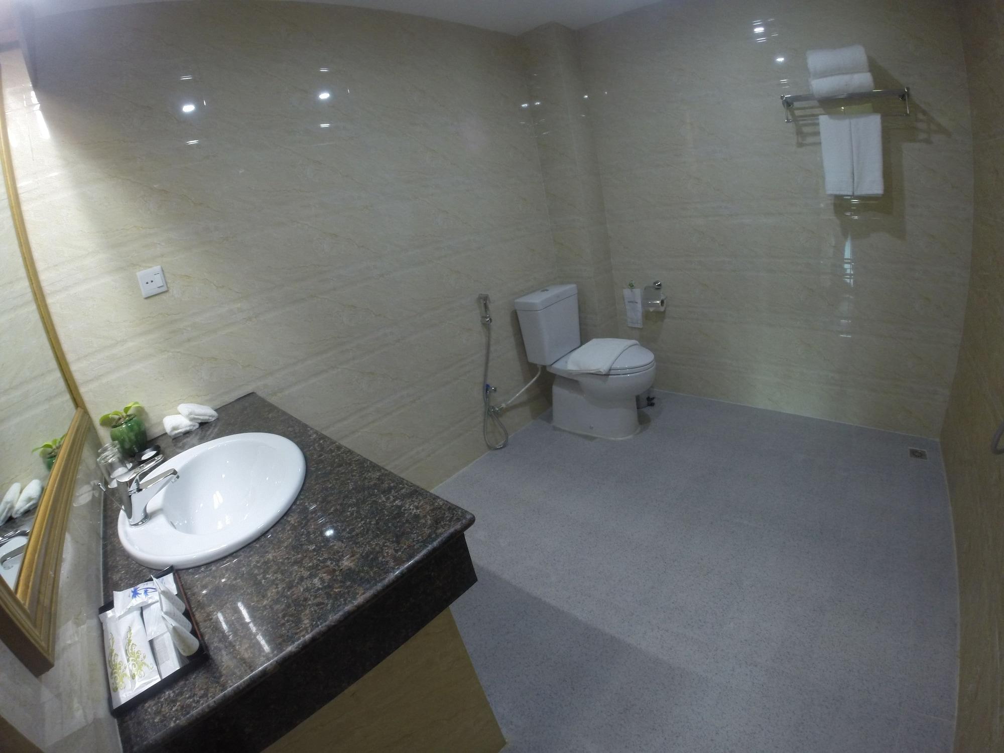 Silver Green Hotel Янгон Экстерьер фото