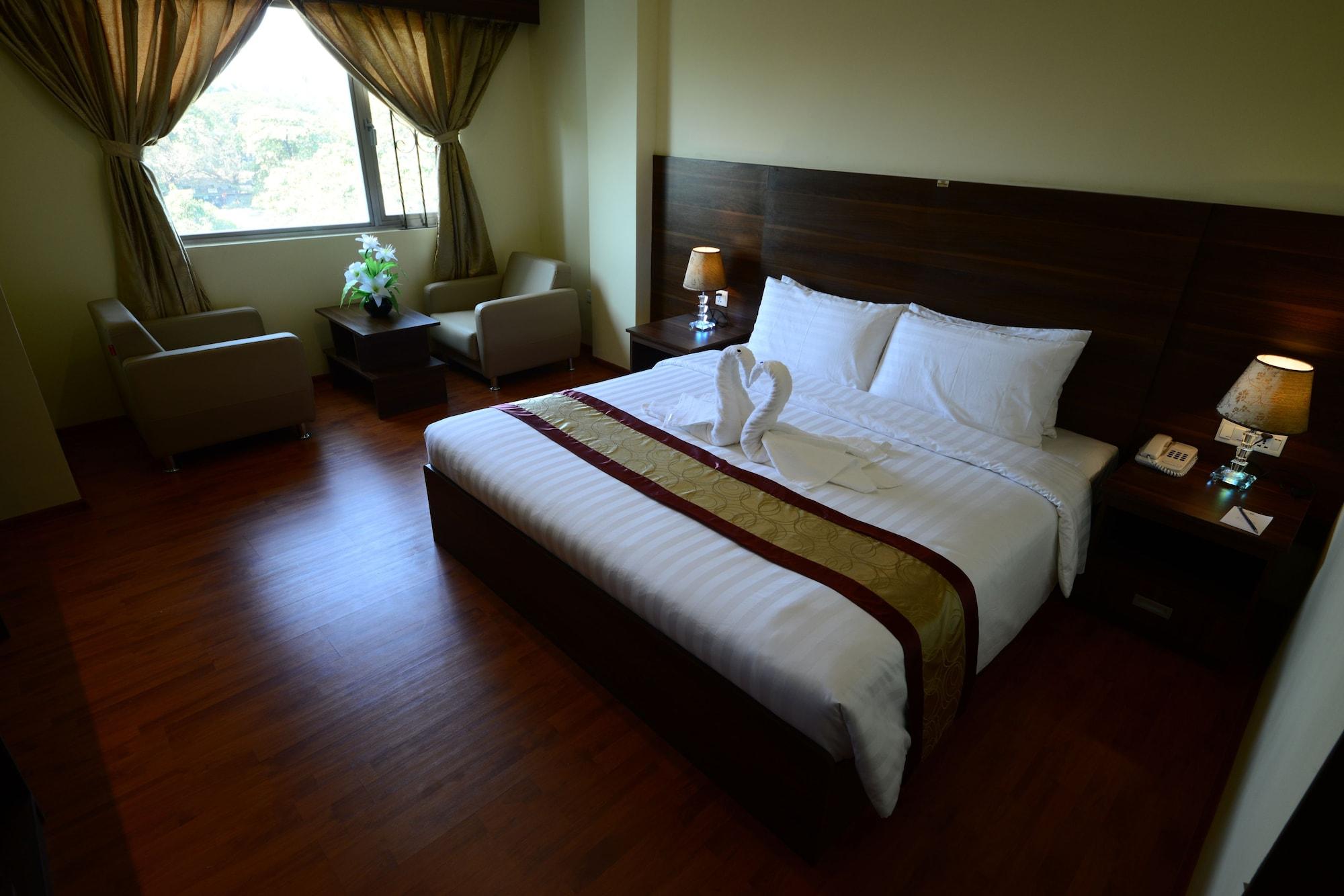 Silver Green Hotel Янгон Экстерьер фото