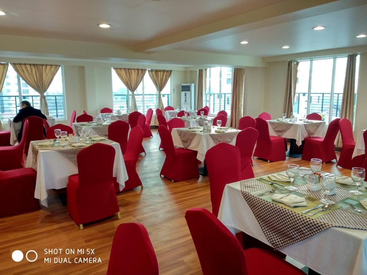 Silver Green Hotel Янгон Экстерьер фото