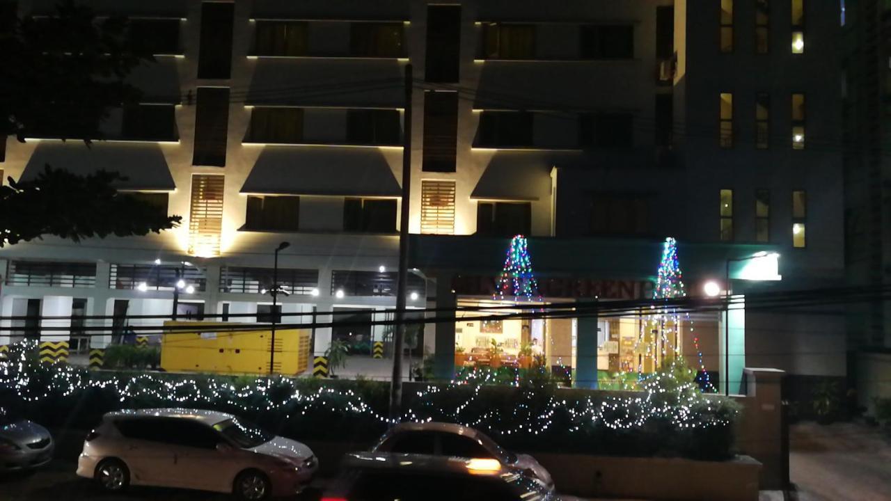 Silver Green Hotel Янгон Экстерьер фото