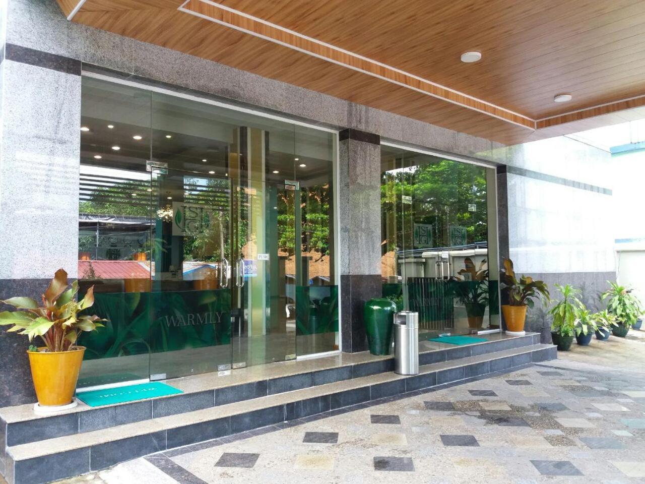 Silver Green Hotel Янгон Экстерьер фото