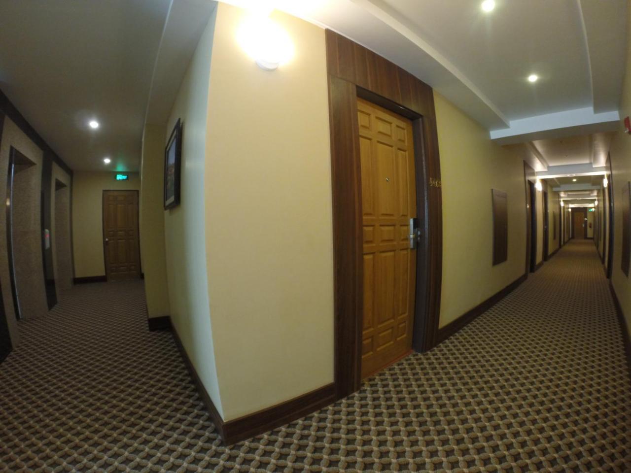 Silver Green Hotel Янгон Экстерьер фото